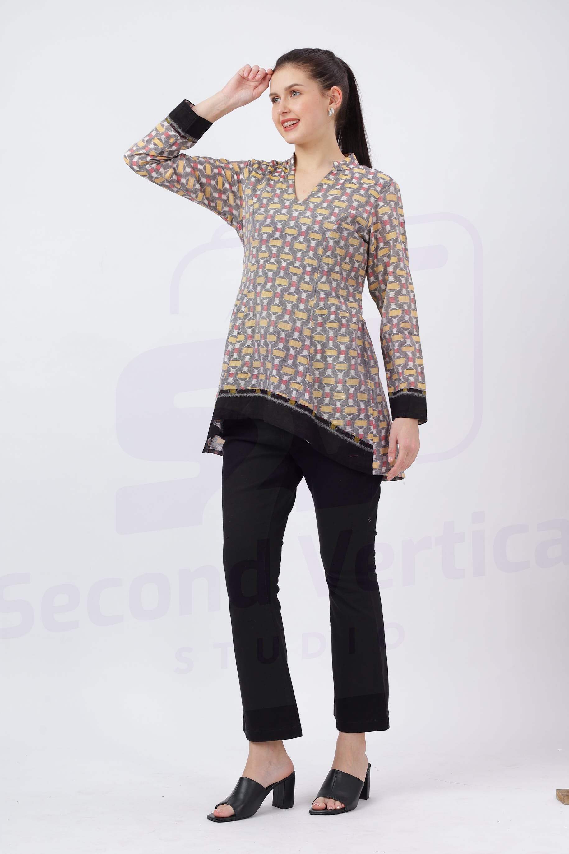 Handloom Sambalpuri Short Top