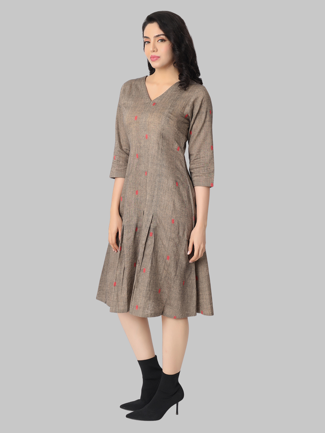 Handloom Dress in Handwoven Jamdani Cotton Fabric