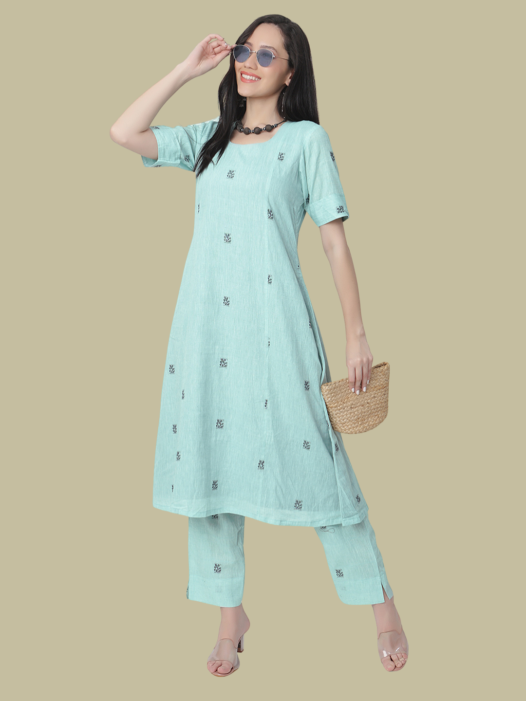 Cotton Kurti and Pant Set in Handwoven Jamdani Cotton Fabric